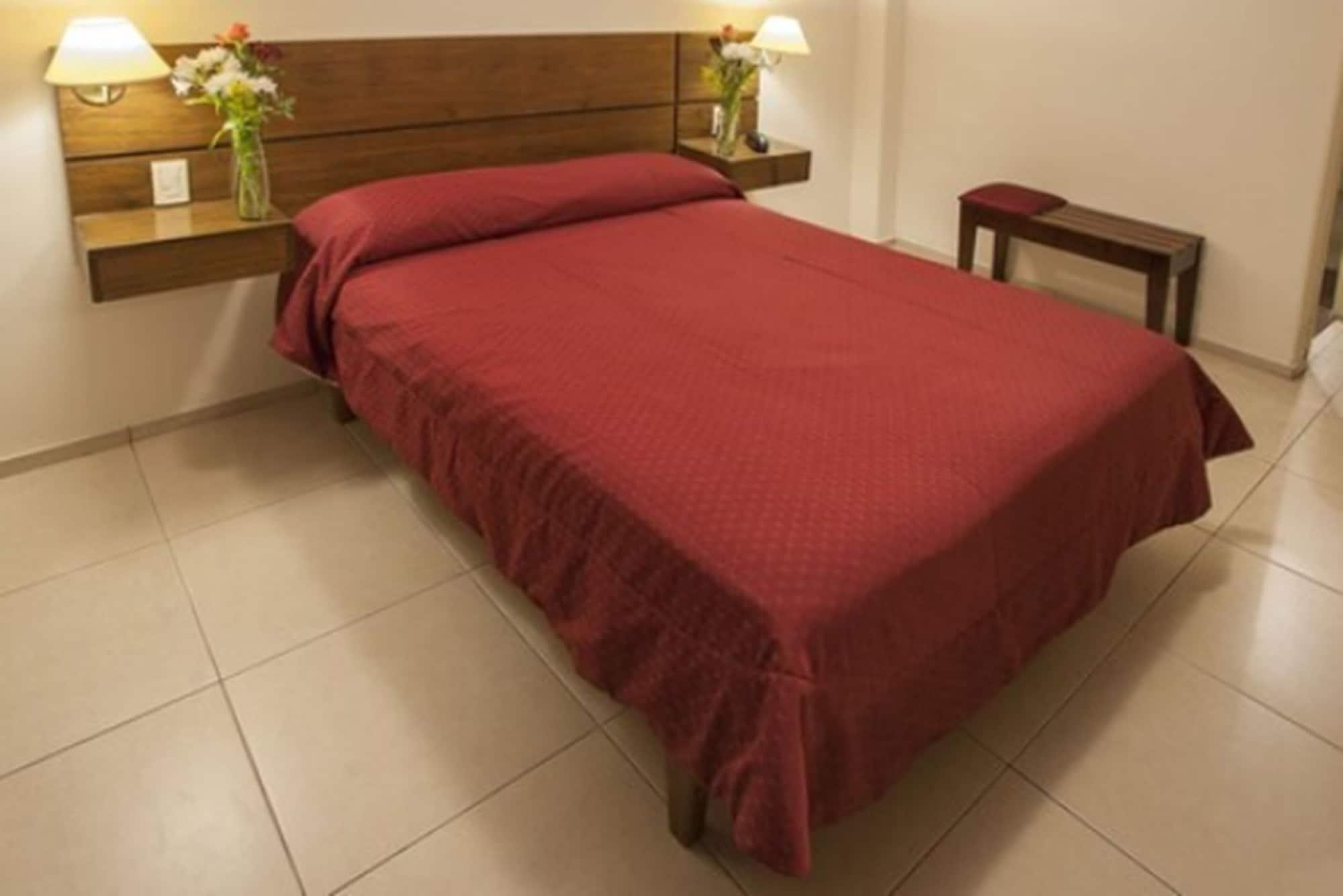 Hotel Carollo Mendoza Ngoại thất bức ảnh