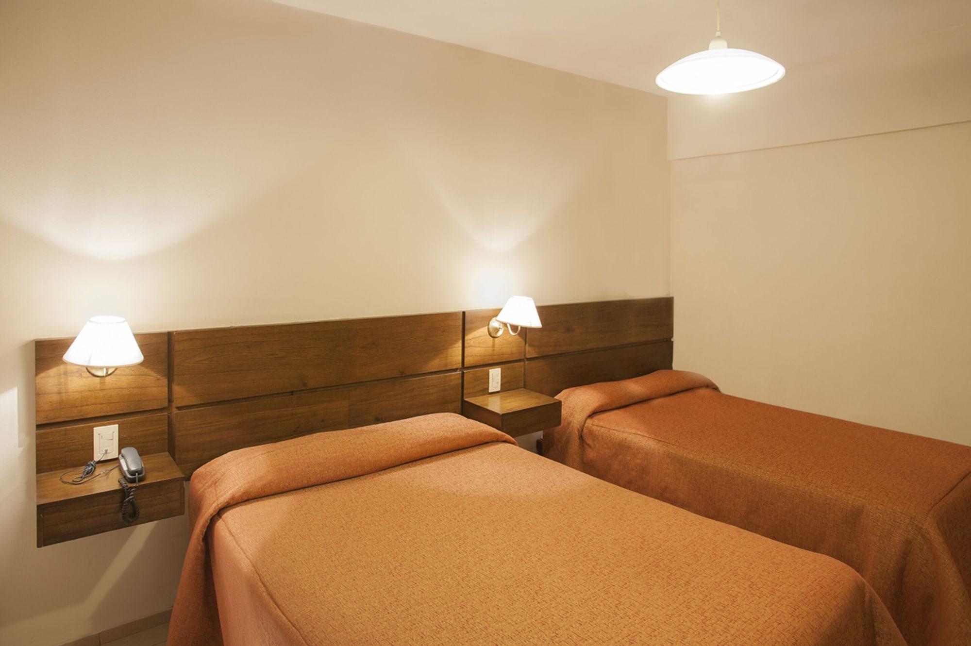 Hotel Carollo Mendoza Ngoại thất bức ảnh