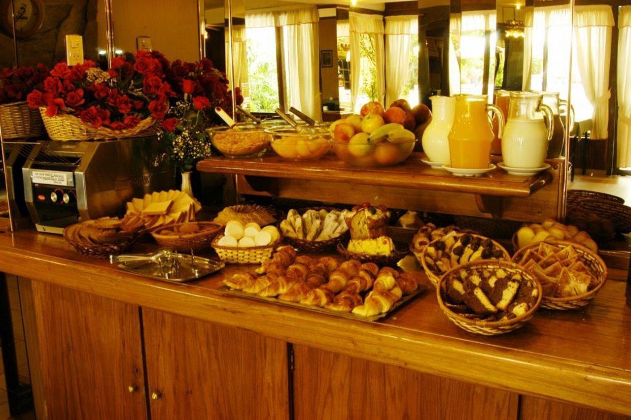 Hotel Carollo Mendoza Ngoại thất bức ảnh