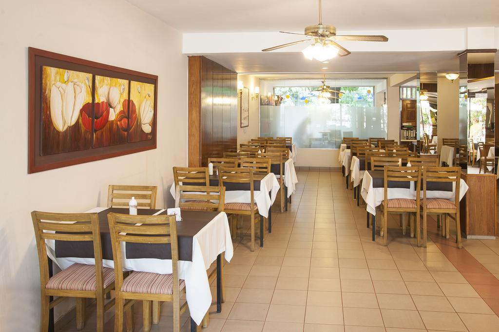 Hotel Carollo Mendoza Ngoại thất bức ảnh