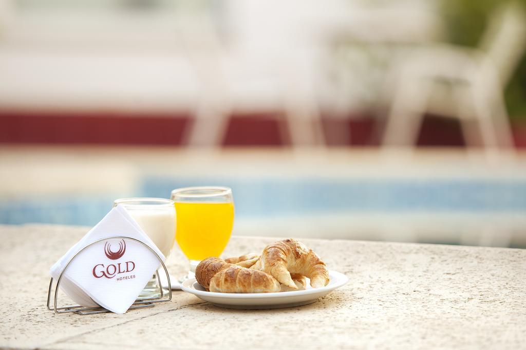 Hotel Carollo Mendoza Ngoại thất bức ảnh